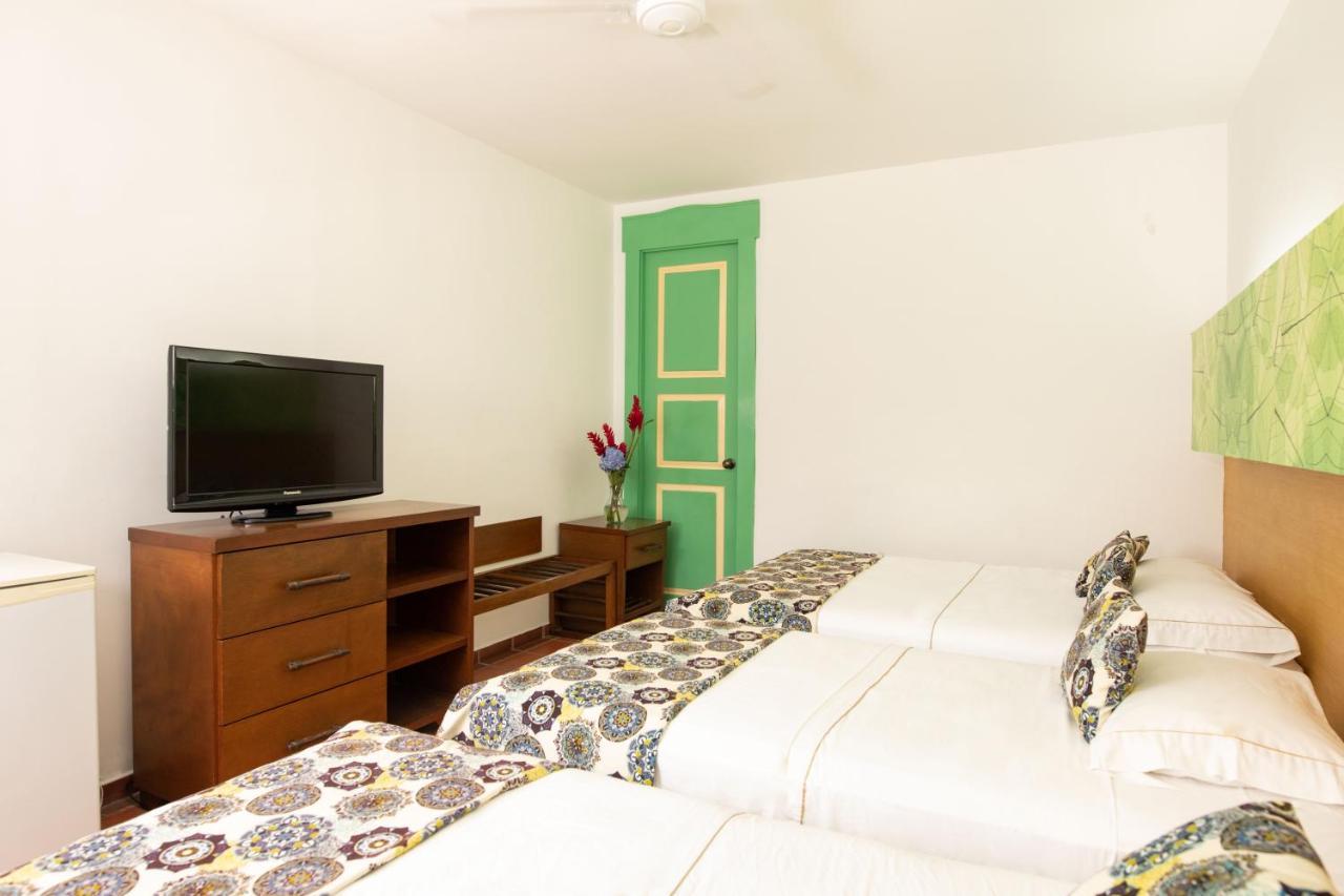 Hotel Edén Parque del Café Montenegro Chambre photo