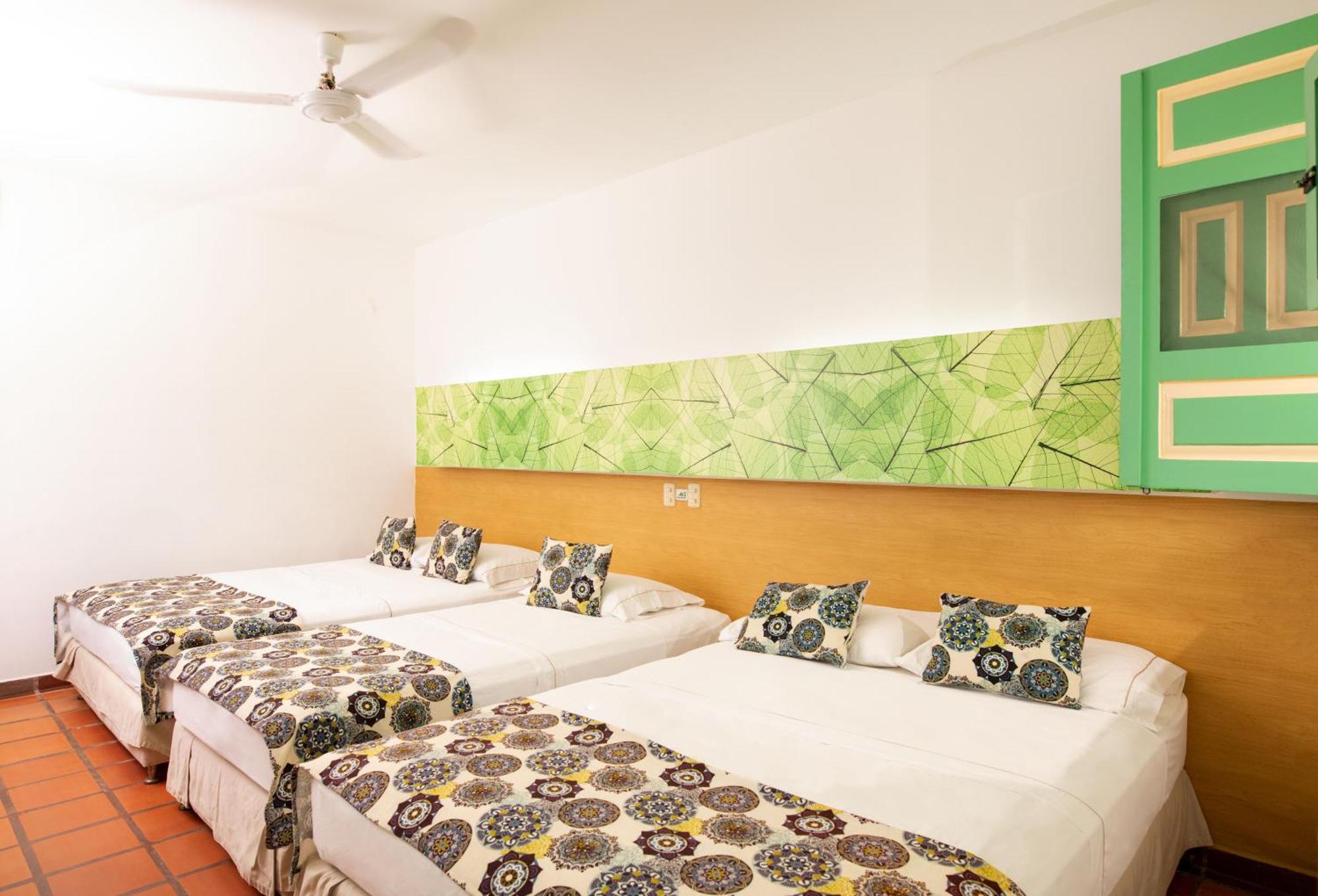 Hotel Edén Parque del Café Montenegro Chambre photo